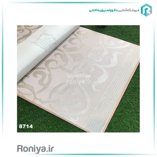 کاغذ دیواری طرح اسلیمی درشت کرم نقرهایCode-db-8713 3 کاغذ دیواری طرح اسلیمی درشت کرم نقرهایCode-db-8713
