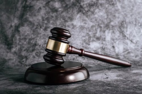 پوستر دیواری وکالت چکش دادگاه