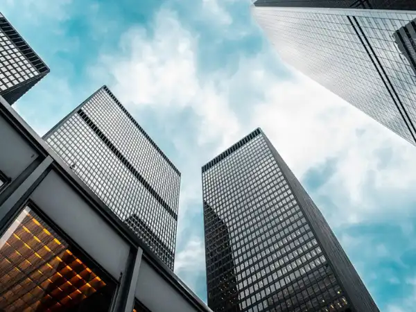 پوستر دیواری طرح ساختمانهای مدرن و آسمان 2 پوستر دیواری طرح ساختمانهای مدرن و آسمان